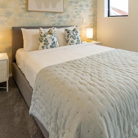 The Majestic Retreat 2 Bed 2 Bath Cbd Apartment Крайстчърч Екстериор снимка