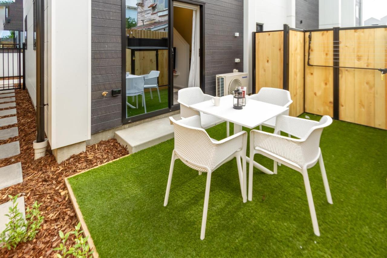 The Majestic Retreat 2 Bed 2 Bath Cbd Apartment Крайстчърч Екстериор снимка