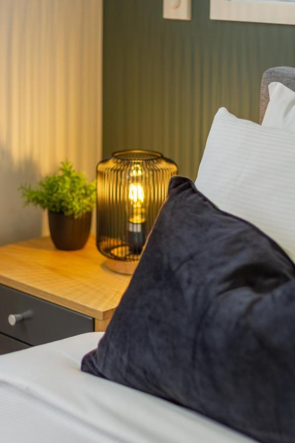 The Majestic Retreat 2 Bed 2 Bath Cbd Apartment Крайстчърч Екстериор снимка